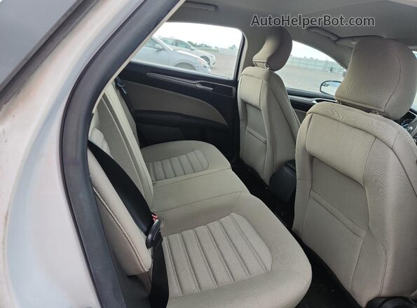 3FA6P0G74JR234769 2018 FORD FUSION Белый Вид задних сидений