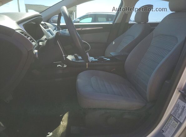 3FA6P0G79GR274922 2016 FORD FUSION Серебряный Вид салона спереди