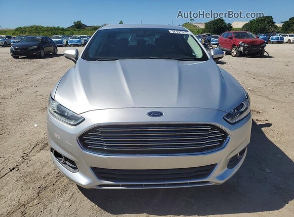 3FA6P0G79GR274922 2016 FORD FUSION Серебряный Вид спереди