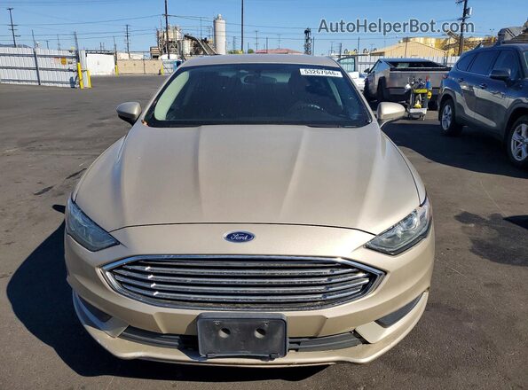 3FA6P0H71HR382497 2017 FORD FUSION Желто-коричневый Вид спереди