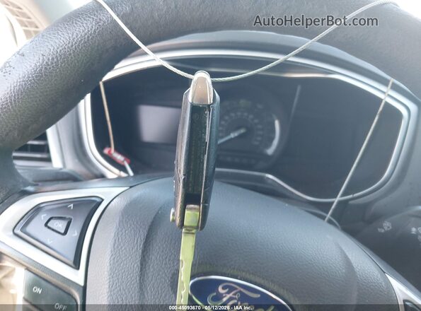 3FA6P0H78GR365615 2016 FORD FUSION White Widok deski rozdzielczej