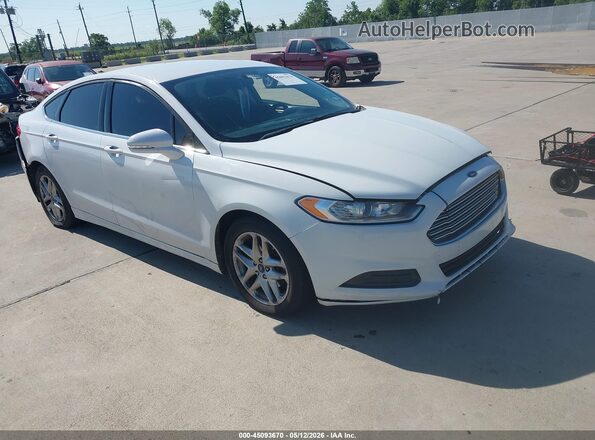 3FA6P0H78GR365615 2016 FORD FUSION White Przód prawy