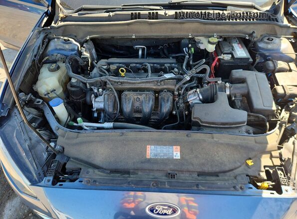 3FA6P0H78JR107067 2018 FORD FUSION Blue Widok wnętrza z tyłu