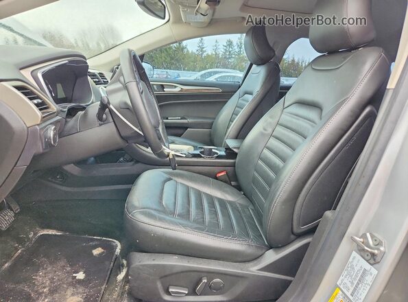 3FA6P0H93GR393162 2016 FORD FUSION Серебряный Вид салона спереди