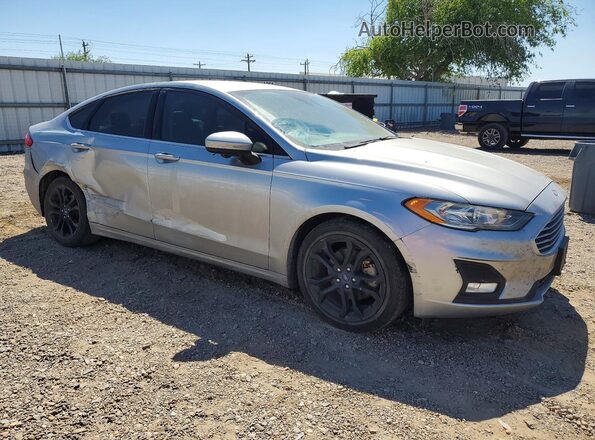 3FA6P0HD0LR251575 2020 FORD FUSION Серебряный Передняя правая четверть