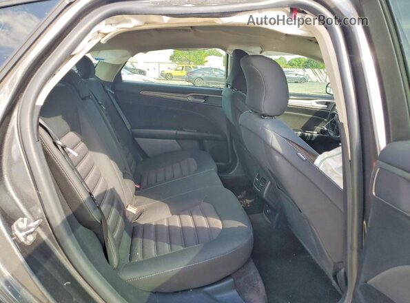 3FA6P0HD1HR309989 2017 FORD FUSION Gray Widok tylnych siedzeń