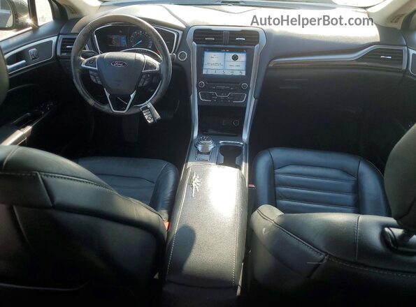 3FA6P0HD2HR220528 2017 FORD FUSION Серый Вид панели приборов