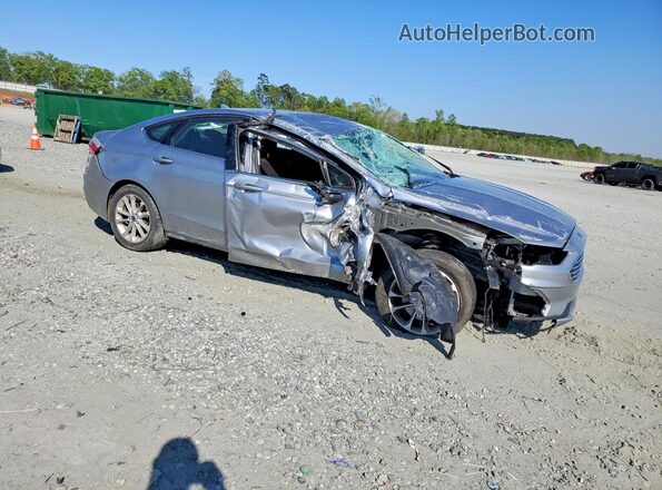 3FA6P0HD2LR143393 2020 FORD FUSION Серебряный Передняя правая четверть