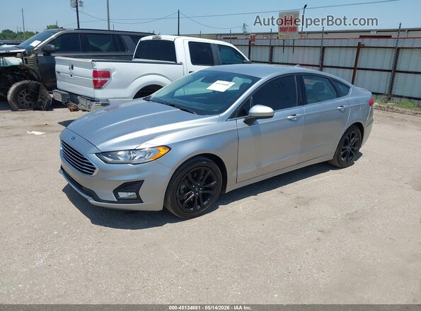 3FA6P0HD3LR245463 2020 FORD FUSION Серебряный Передняя левая четверть