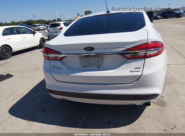3FA6P0HD4HR375596 2017 FORD FUSION Белый 