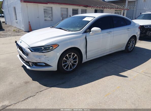 3FA6P0HD4HR375596 2017 FORD FUSION Белый Передняя левая четверть