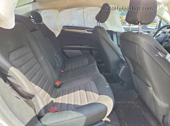 3FA6P0HD5LR213260 2020 FORD FUSION Серебряный Вид задних сидений
