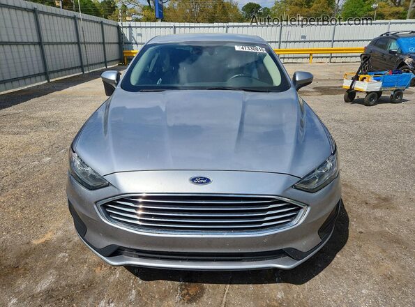 3FA6P0HD5LR213260 2020 FORD FUSION Серебряный Вид спереди