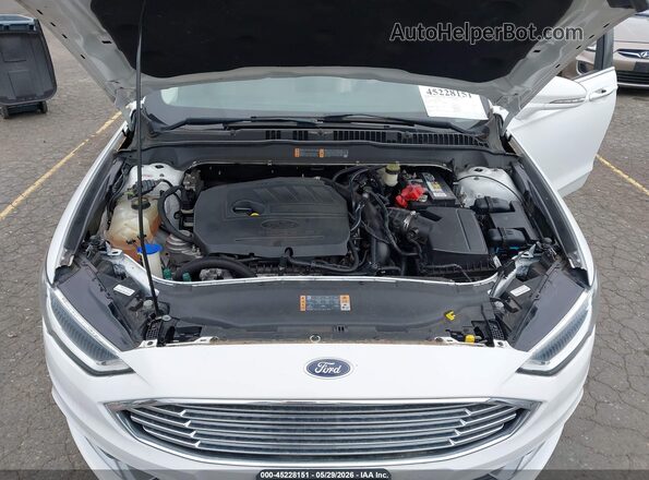 3FA6P0HD8HR287490 2017 FORD FUSION Белый Вид сзади