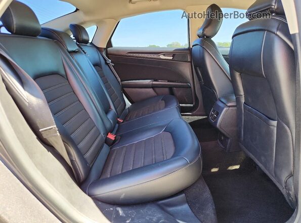 3FA6P0HD8JR238845 2018 FORD FUSION Серый Вид задних сидений