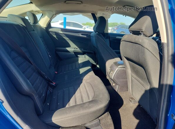 3FA6P0HD8LR166452 2020 FORD FUSION Blue Vista de los asientos traseros