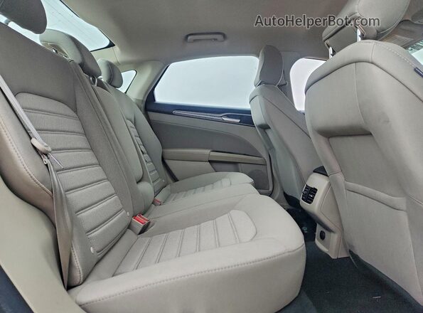 3FA6P0HD8LR220414 2020 FORD FUSION Белый Вид задних сидений