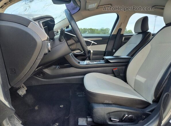 3FA6P0HD8LR226035 2020 FORD FUSION Gray Widok wnętrza z przodu