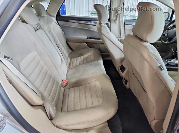 3FA6P0LU0JR235302 2018 FORD FUSION Silver უკანა სავარძლების ხედი