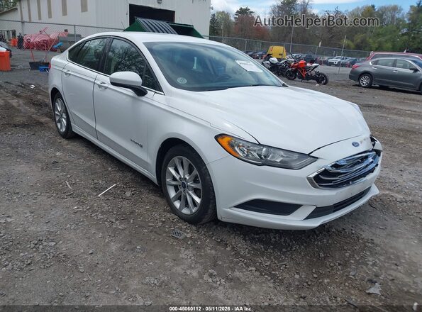 3FA6P0LU2HR136460 2017 FORD FUSION HYBRID Белый Передняя правая четверть