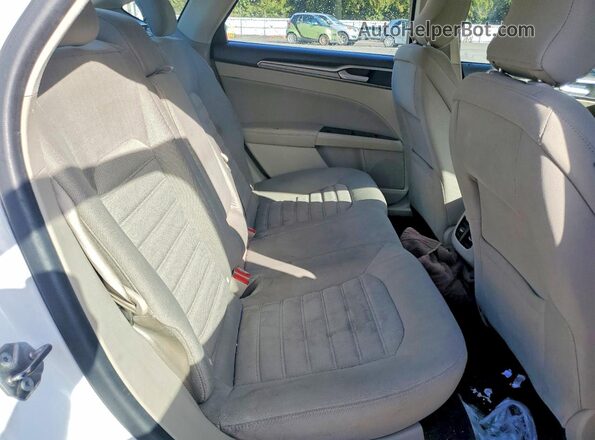 3FA6P0LU2JR221238 2018 FORD FUSION Белый Вид задних сидений