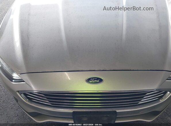 3FA6P0LU2KR115745 2019 FORD FUSION HYBRID Silver სალონის 360-გრადუსიანი ხედი