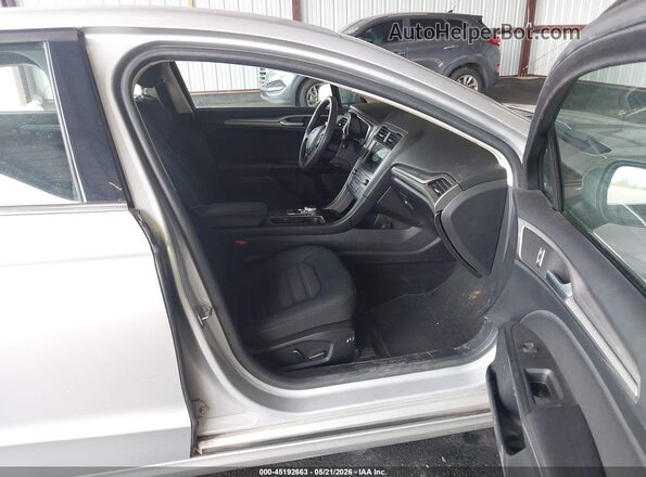 3FA6P0LU2KR115745 2019 FORD FUSION HYBRID Silver წინა სალონის ხედი