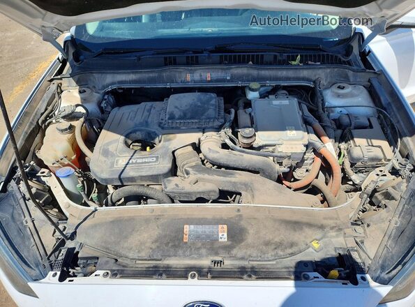3FA6P0LU3HR217077 2017 FORD FUSION Белый Вид задней части салона
