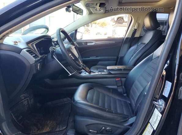 3FA6P0LU3HR315431 2017 FORD FUSION Black Widok wnętrza z przodu