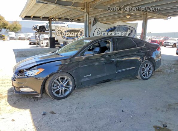 3FA6P0LU3HR315431 2017 FORD FUSION Black Przód lewy