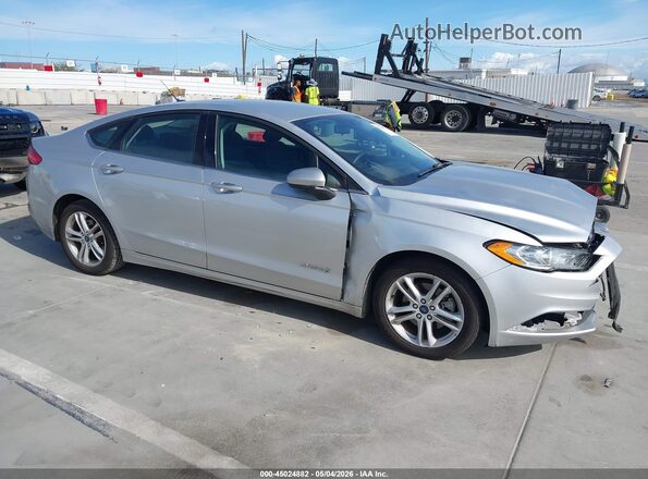3FA6P0LU3JR269539 2018 FORD FUSION HYBRID Silver Delantero derecho