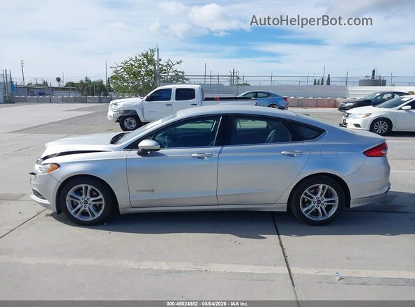 3FA6P0LU3JR269539 2018 FORD FUSION HYBRID Silver Vista interior de 360 grados