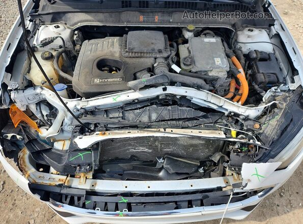 3FA6P0LU3LR163420 2020 FORD FUSION White Widok wnętrza z tyłu
