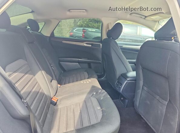 3FA6P0LU3LR163420 2020 FORD FUSION White Widok tylnych siedzeń