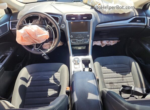3FA6P0LU3LR203124 2020 FORD FUSION White Dashboard view