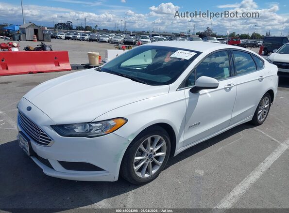 3FA6P0LU4HR237984 2017 FORD FUSION HYBRID White Առջևի ձախ երեք քառորդ տեսարան