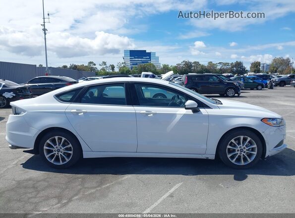3FA6P0LU4HR237984 2017 FORD FUSION HYBRID White Սալոնի 360 աստիճան տեսք