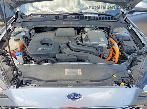 3FA6P0LU4LR121306 2020 FORD FUSION Silver Widok wnętrza z tyłu