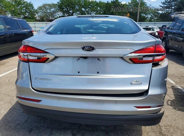 3FA6P0LU4LR121306 2020 FORD FUSION Silver Widok z tyłu