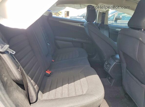 3FA6P0LU4LR121306 2020 FORD FUSION Silver Widok tylnych siedzeń