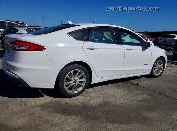 3FA6P0LU5KR175261 2019 FORD FUSION Белый Задняя правая четверть