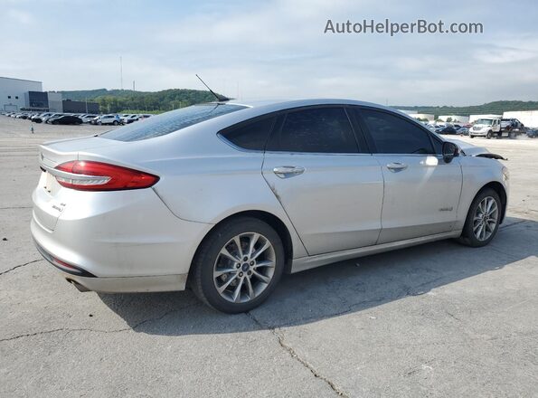 3FA6P0LU6HR295305 2017 FORD FUSION Silver Tył prawy