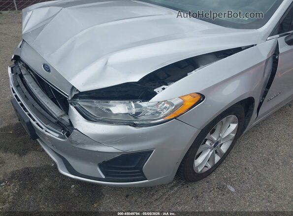 3FA6P0LU6KR175804 2019 FORD FUSION HYBRID Серебряный 