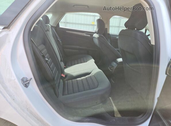 3FA6P0LU7HR400210 2017 FORD FUSION Белый Вид задних сидений