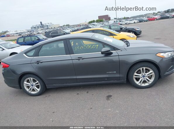 3FA6P0LU9JR232429 2018 FORD FUSION HYBRID Серый Вид задней части салона