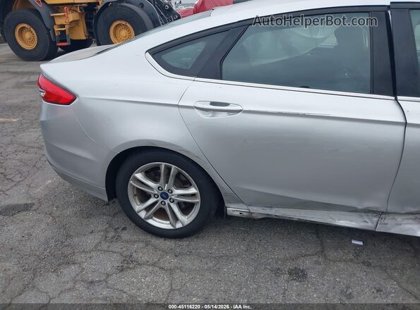 3FA6P0LUXJR198355 2018 FORD FUSION HYBRID Silver 