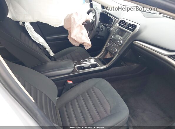 3FA6P0LUXJR198355 2018 FORD FUSION HYBRID Silver Вид салону спереду