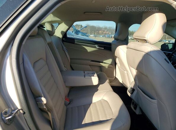 3FA6P0PU1JR106544 2018 FORD FUSION Бежевый Вид задних сидений