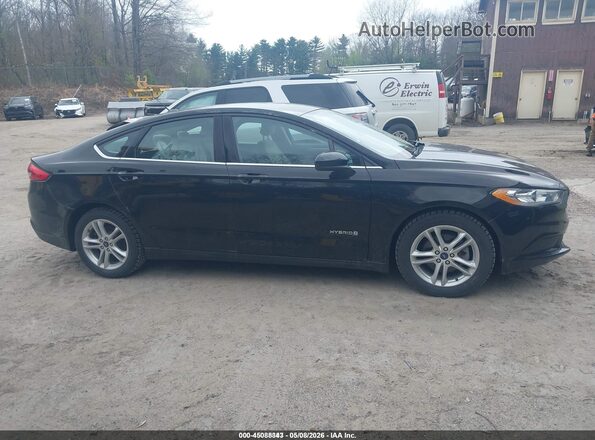 3FA6P0UU1JR278982 2018 FORD FUSION HYBRID Черный Вид задней части салона