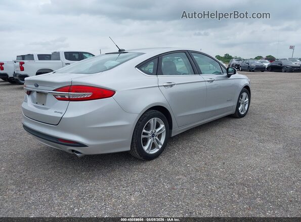 3FA6P0UU2JR278957 2018 FORD FUSION HYBRID Серебряный Задняя правая четверть